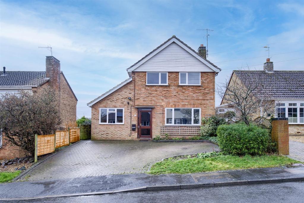 Whitcroft Road Pershore Bed Detached House