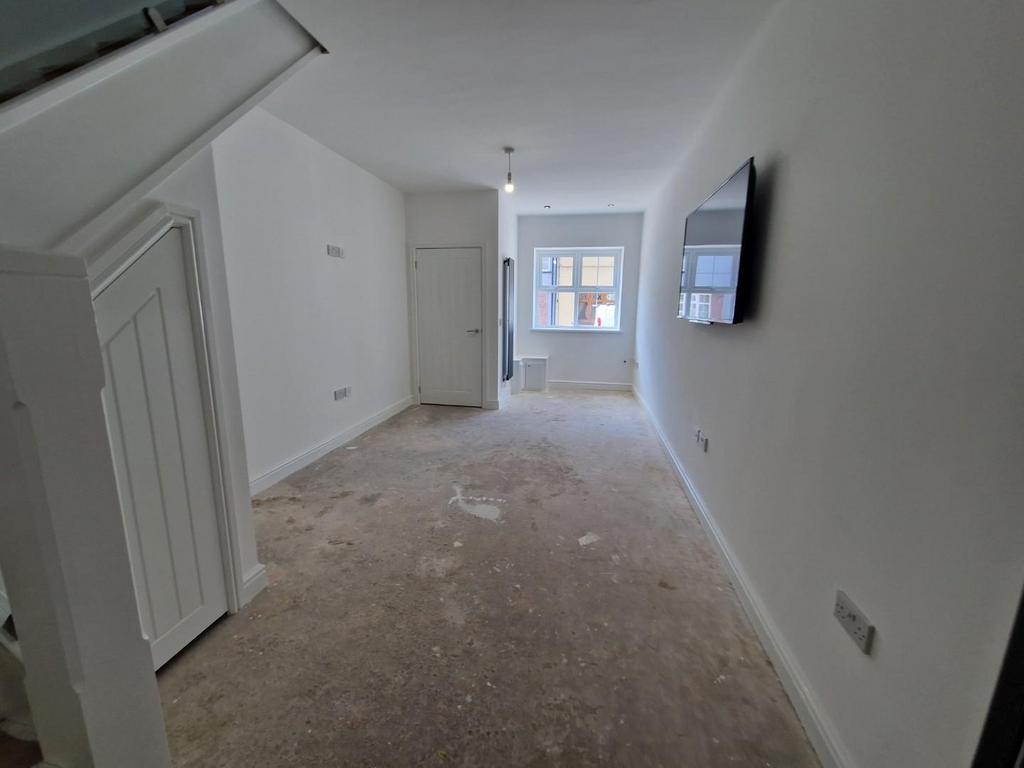 Llewellyn Street Pentre CF41 7BW 2 Bed End Of Terrace House For Sale