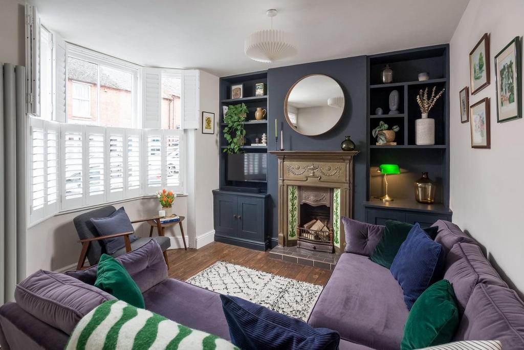 Wellesbourne Grove Stratford Upon Avon Bed House For Sale