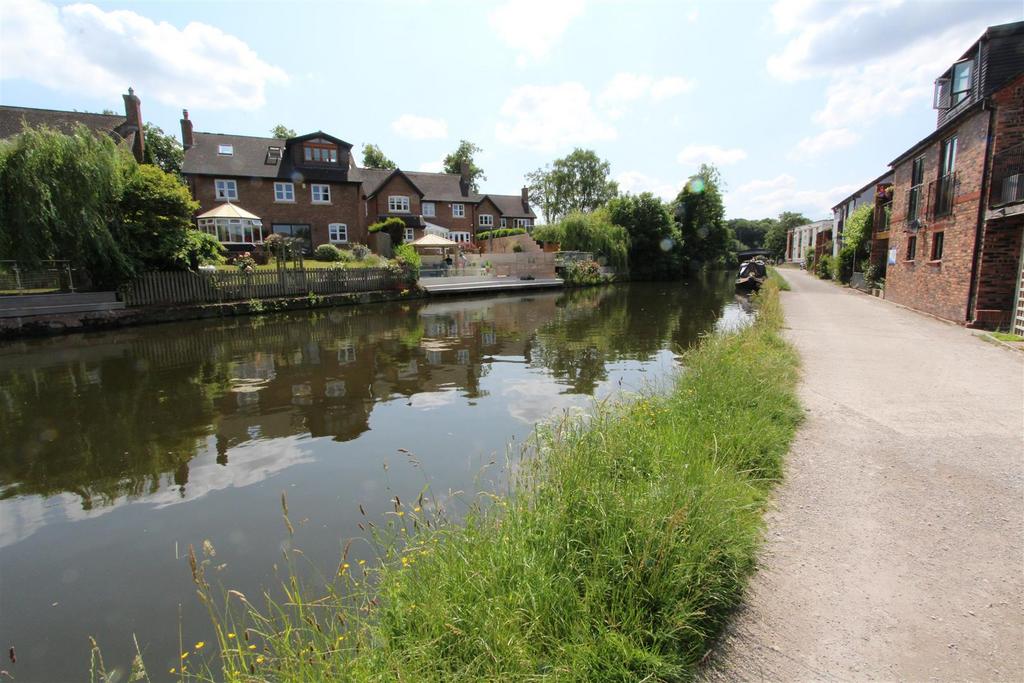 Lymm Quay Lymm Property 370 000