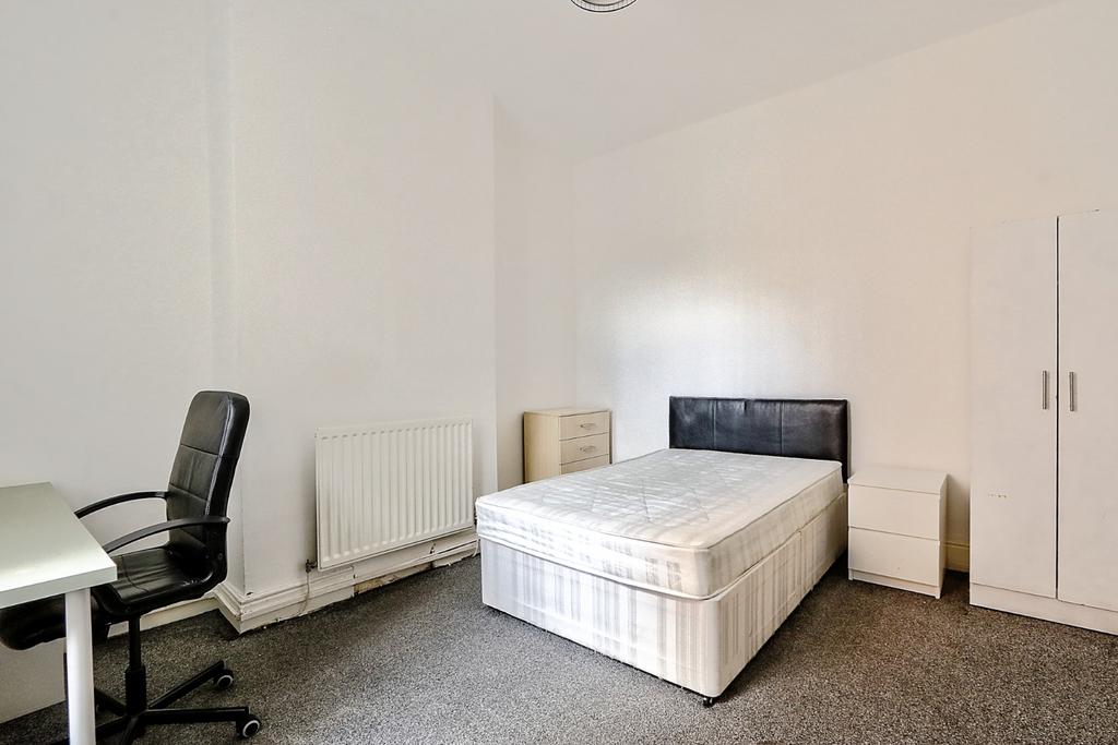 Room 5 Borough Road Middlesbrough TS1 1 Bed Apartment 350 Pcm