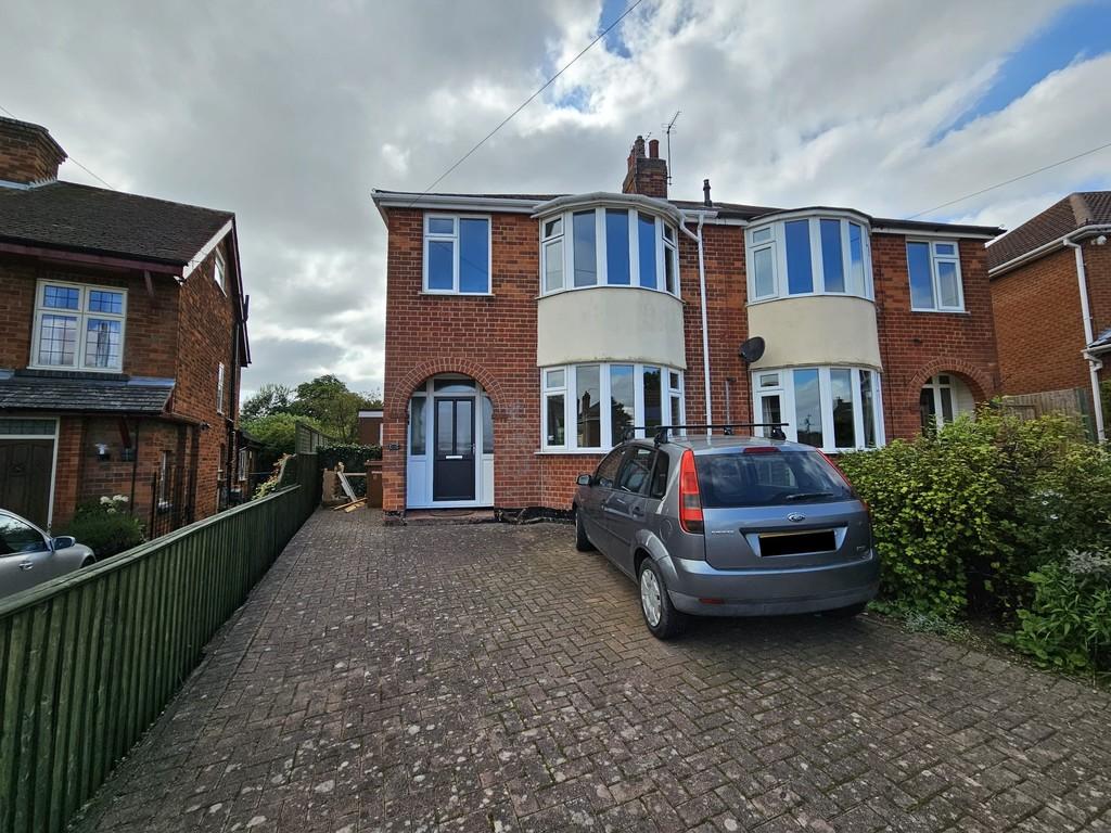 Melbourne Drive Melton Mowbray 3 Bed Semi Detached House 1 100 Pcm