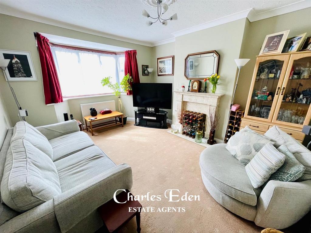 Eden Park Avenue Beckenham Br Bed Terraced House For Sale