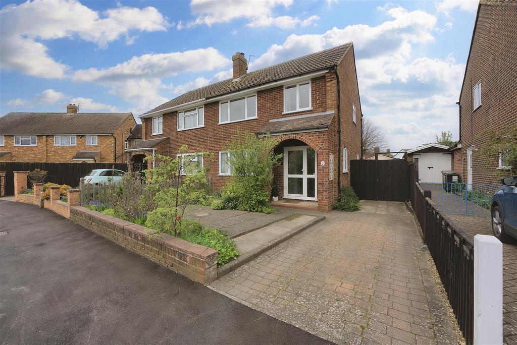 Priory Grove Ditton Aylesford 3 Bed Semi Detached House For Sale