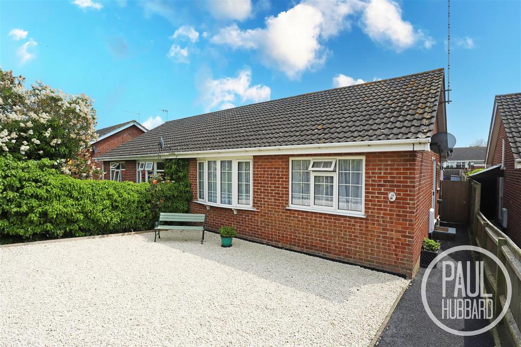 Wash Lane Kessingland Nr Bed Semi Detached Bungalow For Sale