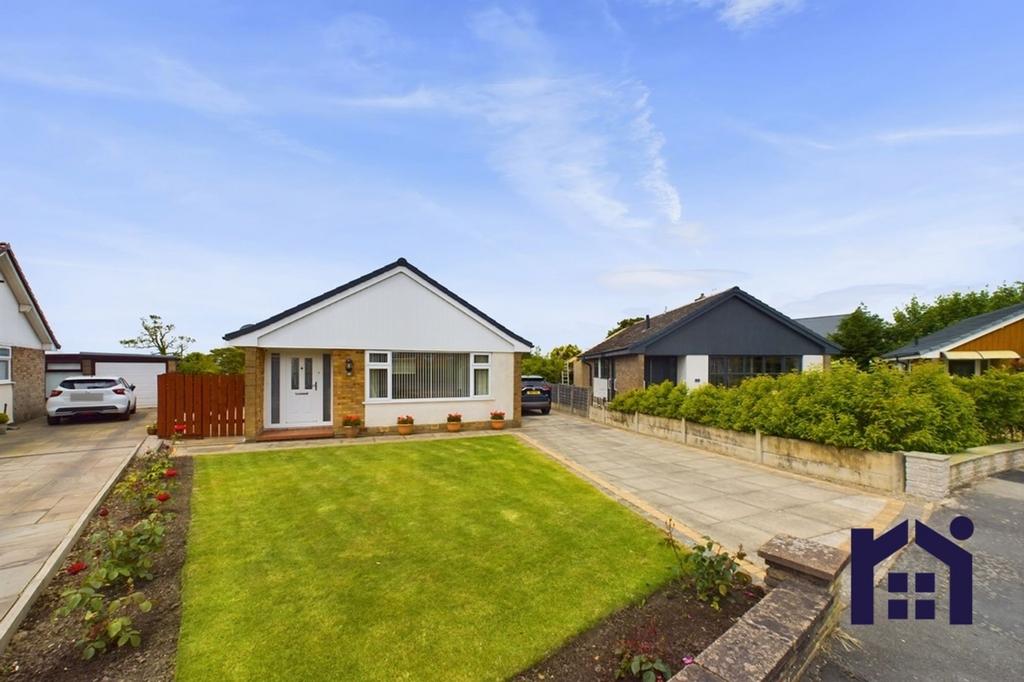 The Hawthorns Eccleston PR7 5QN 2 Bed Detached Bungalow For Sale