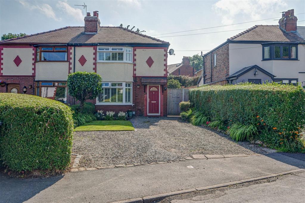 Massey Avenue Lymm WA13 2 Bed Semi Detached House For Sale 265 000