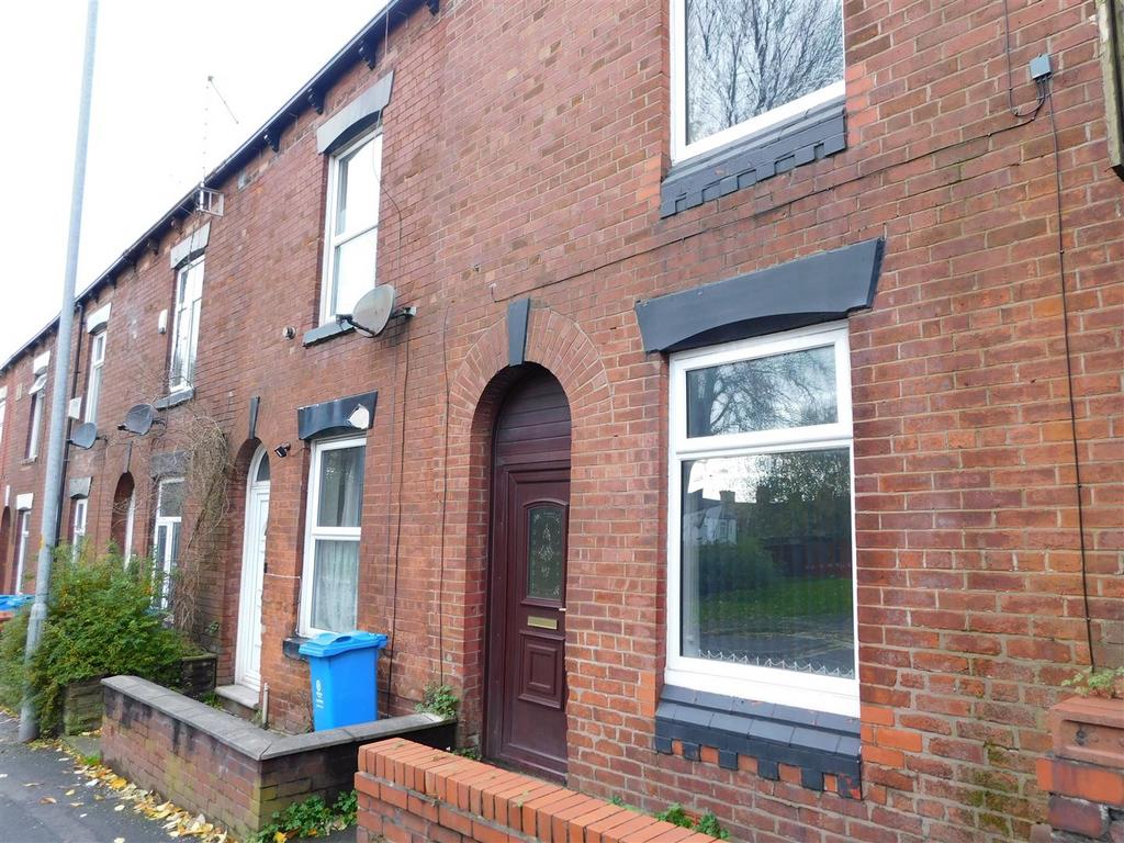 Hollins Road Hollinwood Oldham 2 Bed Terraced House 850 Pcm 196 Pw