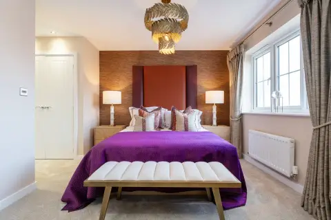 Discover new 3 -5 bed homes, undefined