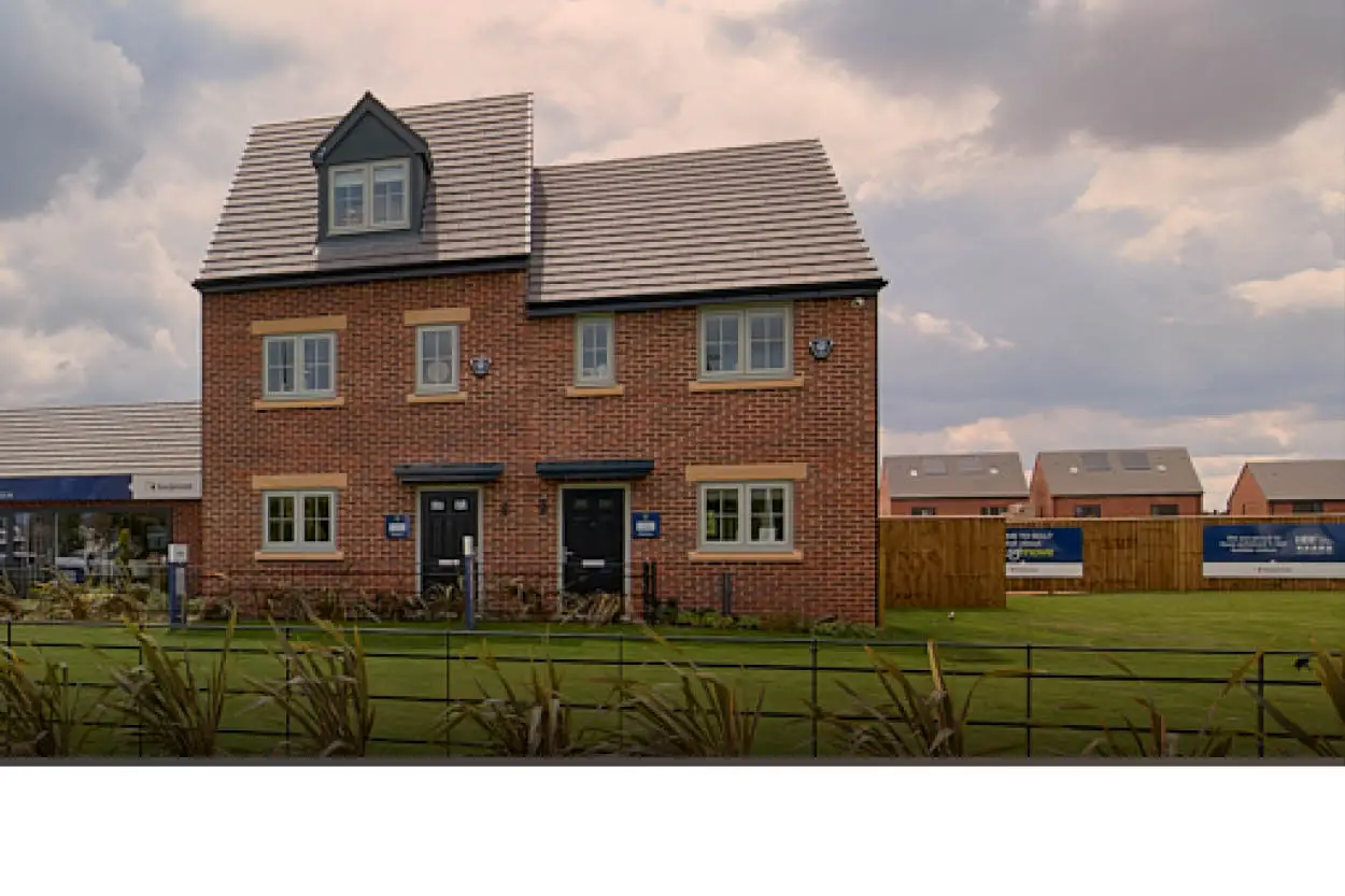 ** New homes in Grimsby  **, undefined