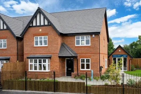 Luxury 3, 4 & 5 bedroom homes, undefined