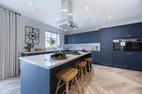 Luxury 3, 4 & 5 bedroom homes, undefined