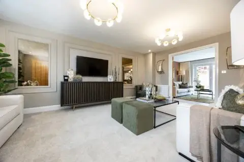 Luxury 3, 4 & 5 bedroom homes, undefined