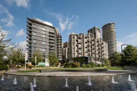 London Living Reinvented, undefined
