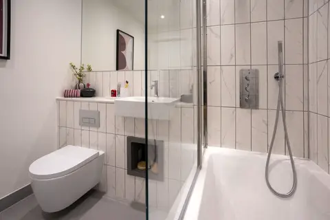 New 1 & 2 bed apartments, undefined
