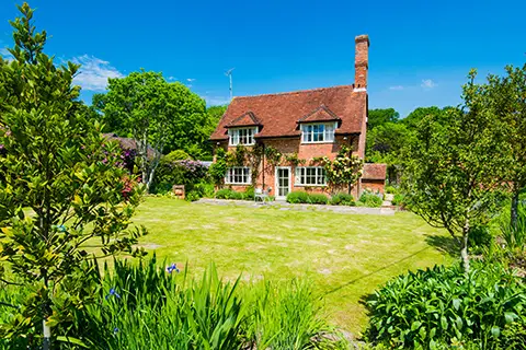 Selling the Best of British, undefined