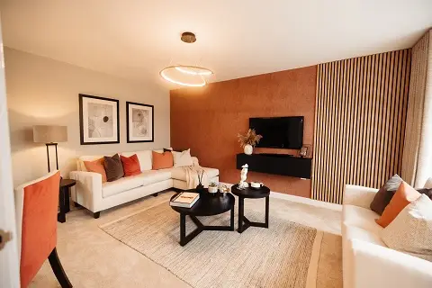 Incentive on Plot 76, undefined