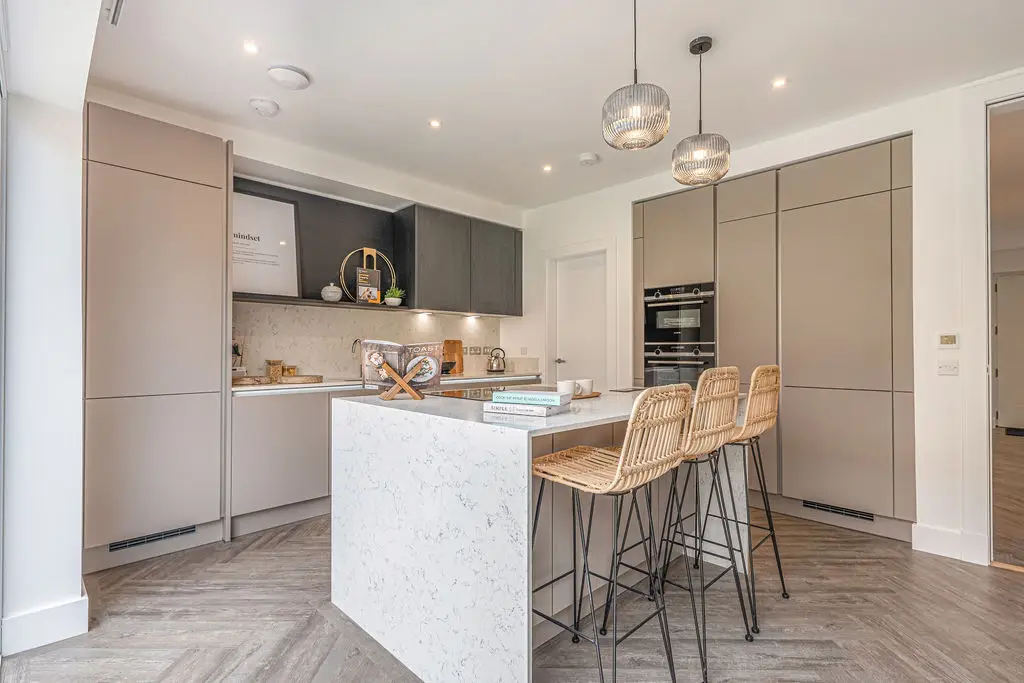 Don't miss your West End move, undefined