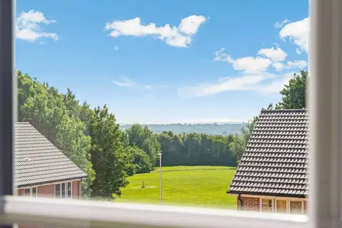 Secure your 2026 move, undefined