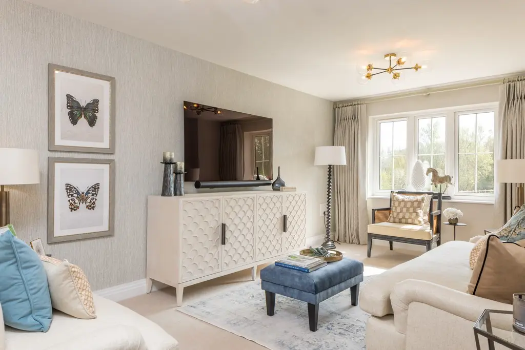 Secure your 2026 move, undefined