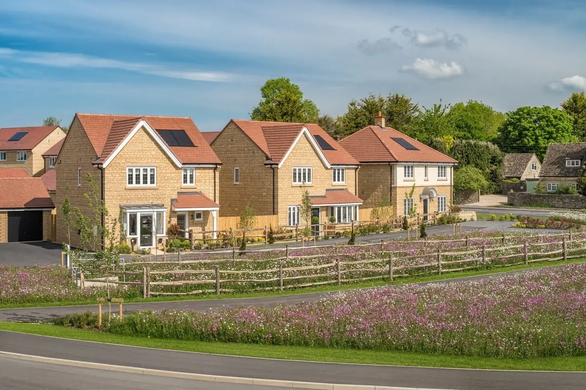 Cotswold Charm, Modern Homes, undefined