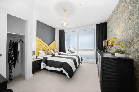 Lower rents. Bigger savings!, undefined