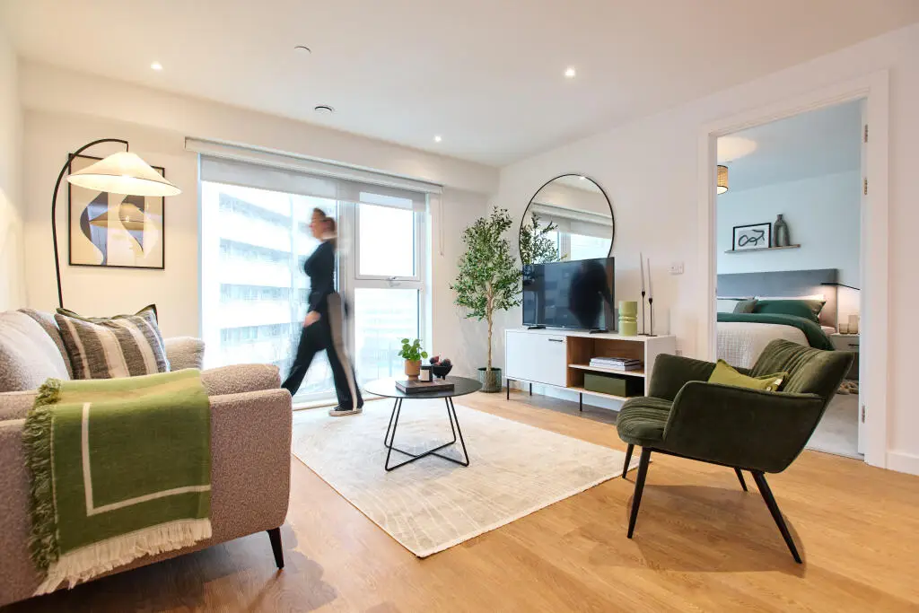 DISCOVER MODERN LIVING, undefined