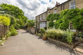 Experts in Every Detail, undefined