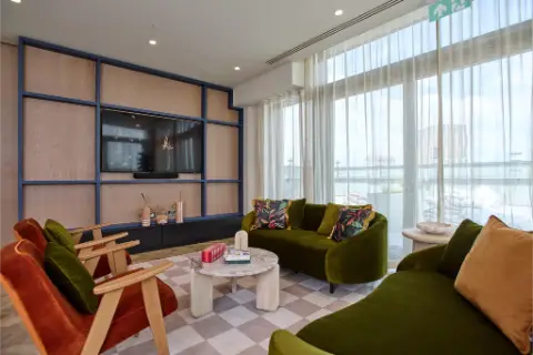 Discover Bristol Living, undefined