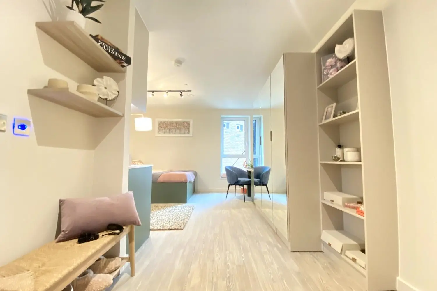 Rent a Studio in Kingston, undefined