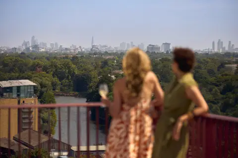 Exclusive Waterside Apartments, undefined