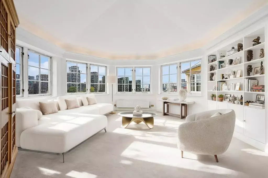 Looking in Westminster?, undefined