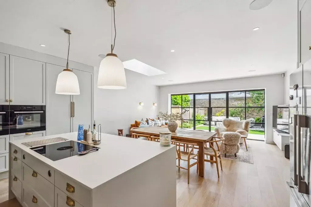 Looking in Barnes?, undefined