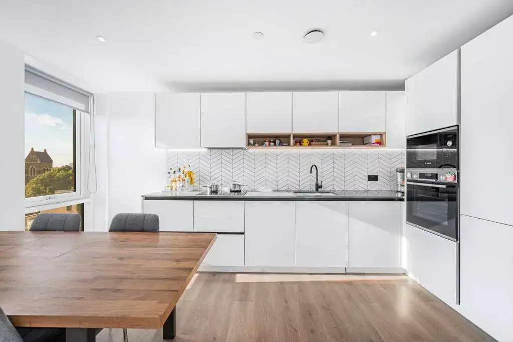 Looking in Chiswick?, undefined