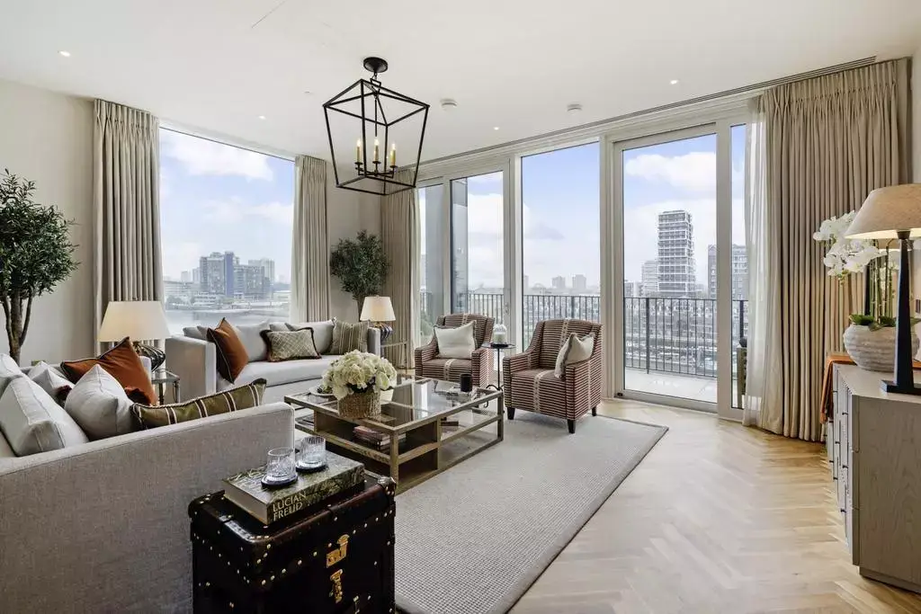 Looking in Fulham?, undefined