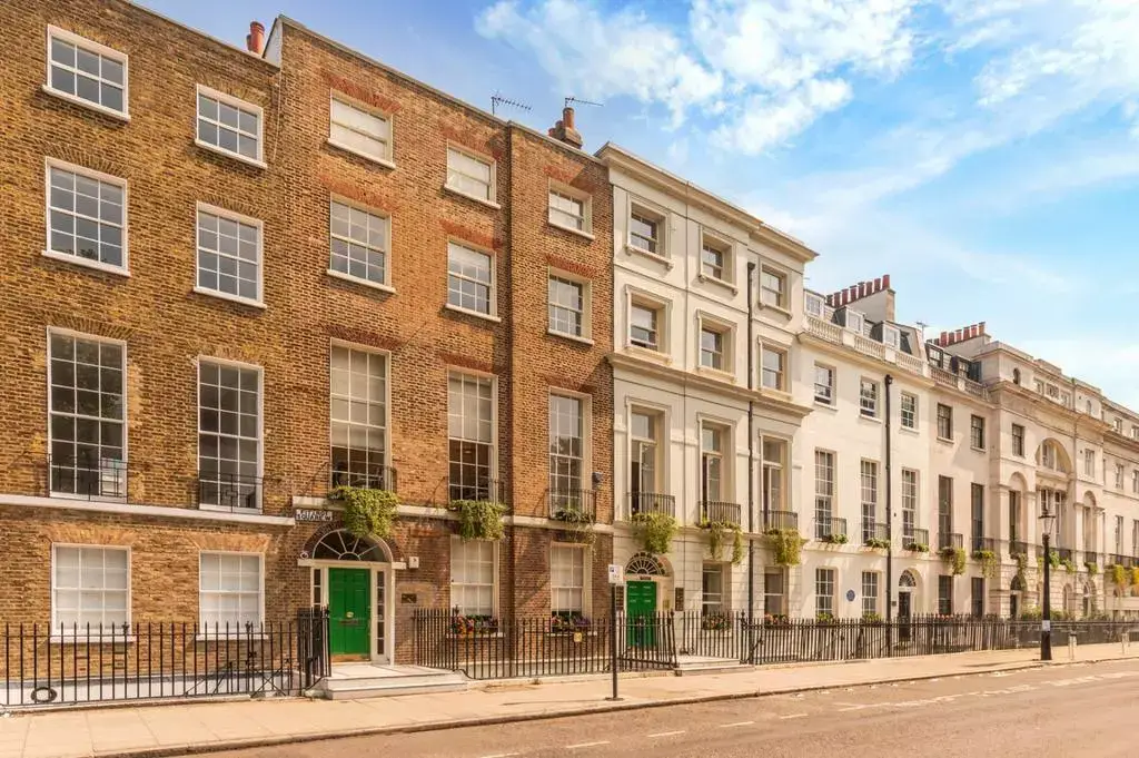 Looking in Covent Garden?, undefined