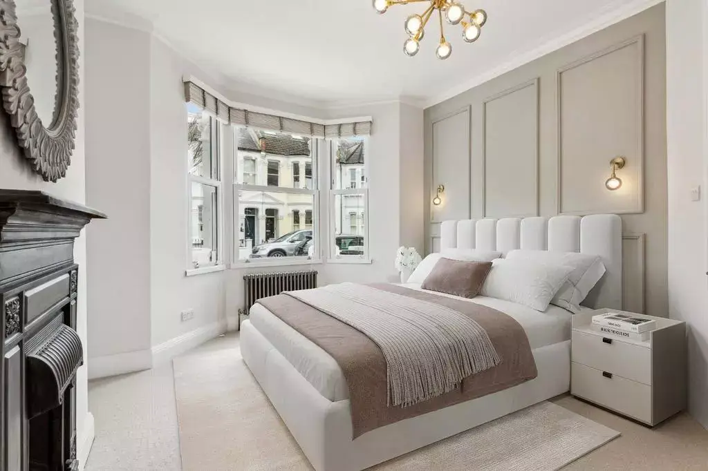 Looking in Fulham?, undefined