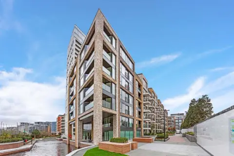 Luxury London Living, undefined