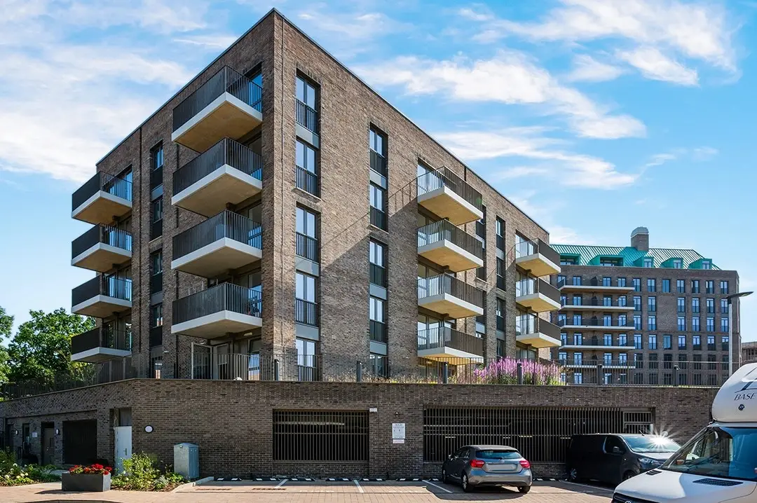 BRAND NEW FLATS TO RENT, undefined