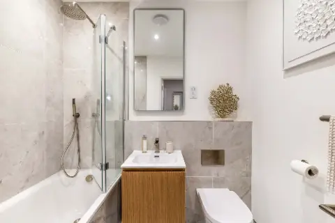 Luxury Living, Lower Bills, undefined