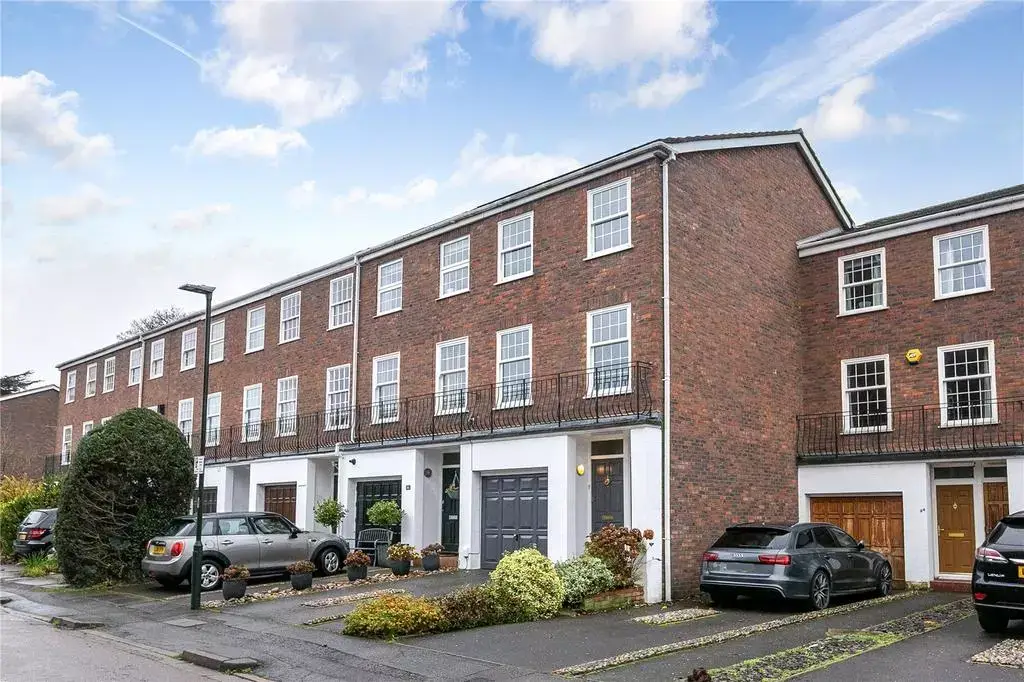 Looking in Teddington?, undefined