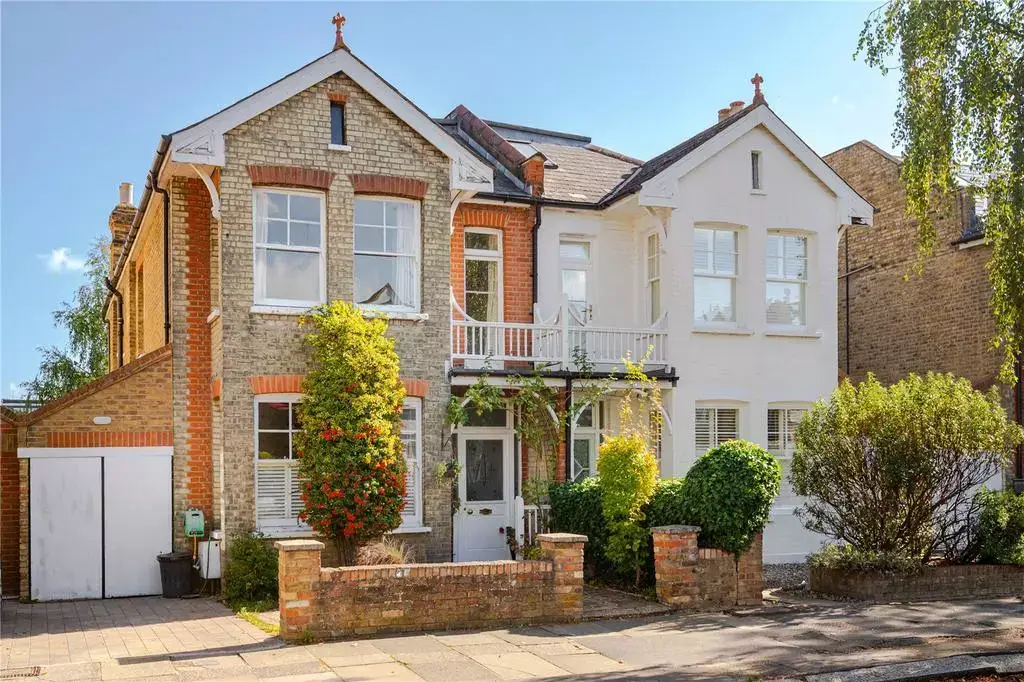 Looking in Teddington?, undefined