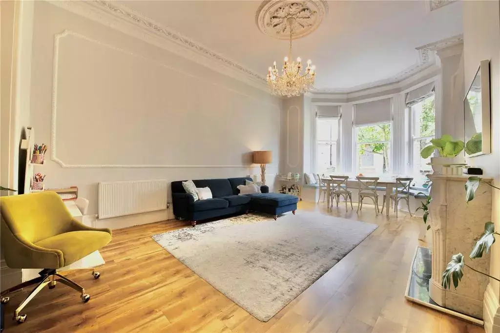 Looking in St Margarets?, undefined