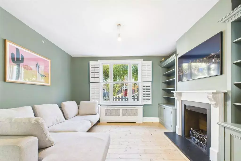 Looking in Twickenham?, undefined