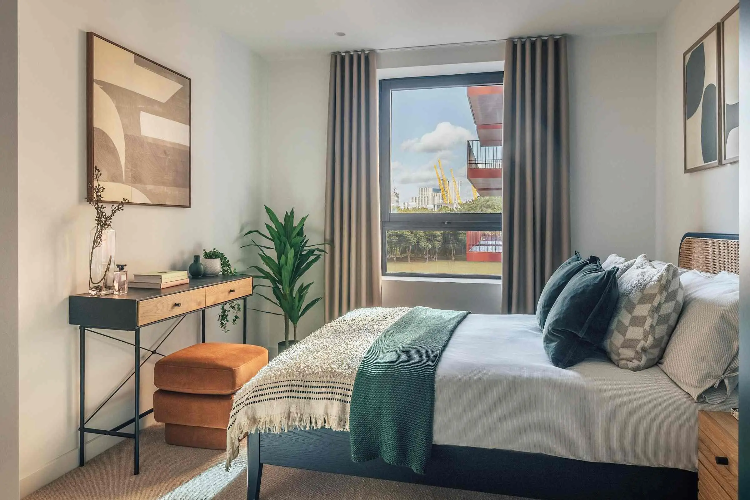 Rent in Greenwich Peninsula, undefined