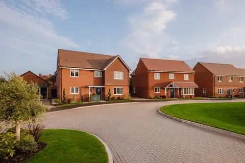 Wattons | 40% sold off plan, undefined