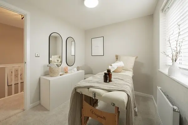 Live Close to the Coast & City, undefined