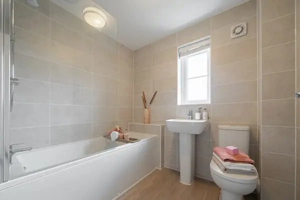 Live Close to the Coast & City, undefined