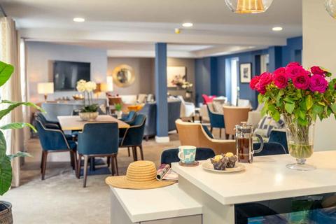 undefined, Apartment 15 at Oakingham Place 54-58 Reading Road, Wokingham RG41