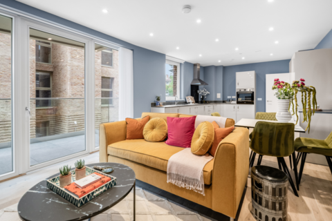 Southern Housing - Greenside for sale, Alton Road, London, SW15 4DF